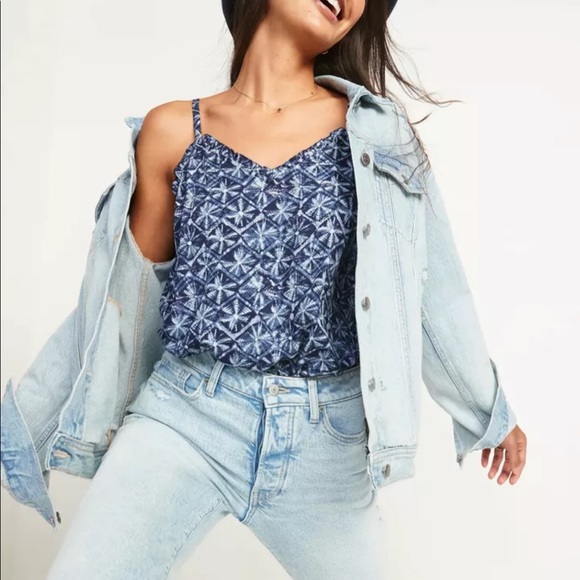 Old Navy Blue Ruffled Tie-Dye V-Neck Cami Tank Top - Picture 2 of 4